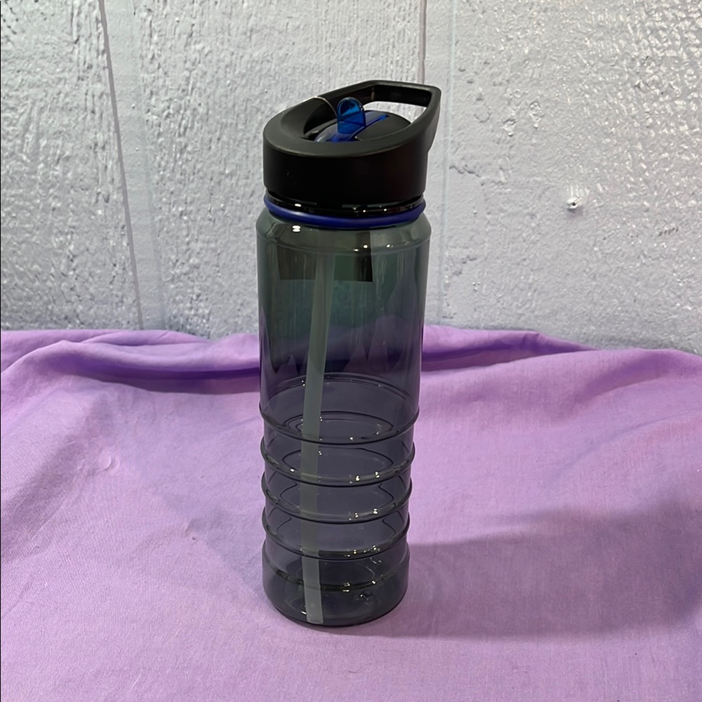 5 for $10 💜 NWT Black and Blue Water Bottle